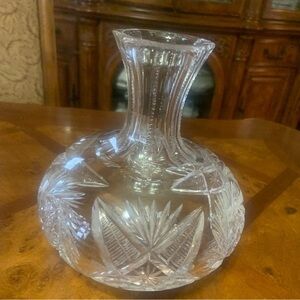 Vintage Mid Century Modern Intricate Heavy Cut Glass Starburst Decanter Vase